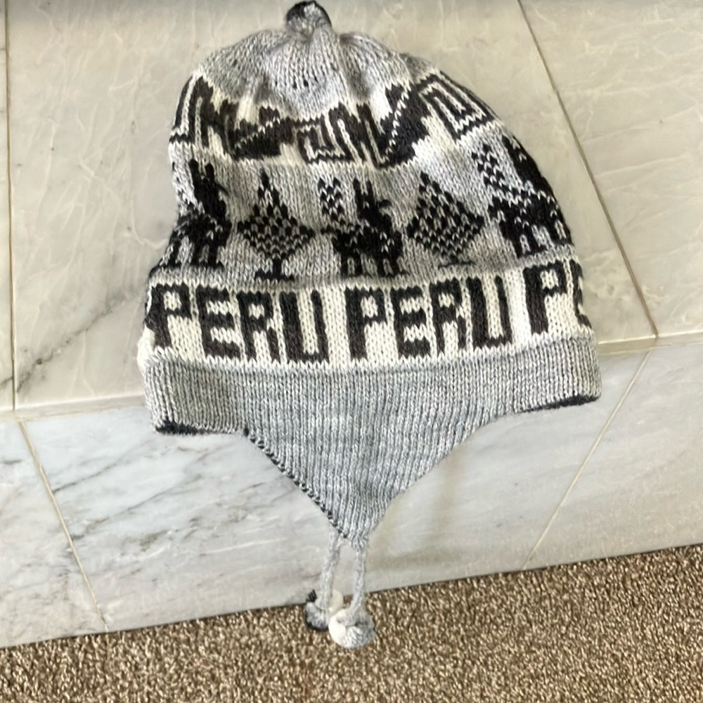 Peru Knit Kids Hat - Black and Gray